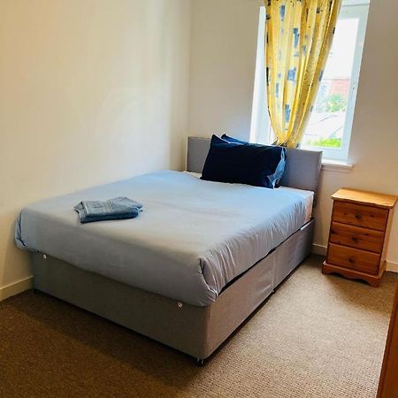 Modern 2Bed 2Bath Ground Floor Apartment Edinburgh Exterior photo