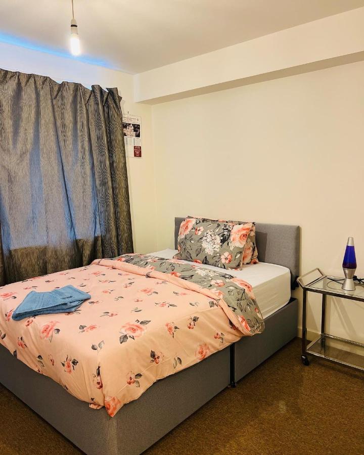 Modern 2Bed 2Bath Ground Floor Apartment Edinburgh Exterior photo